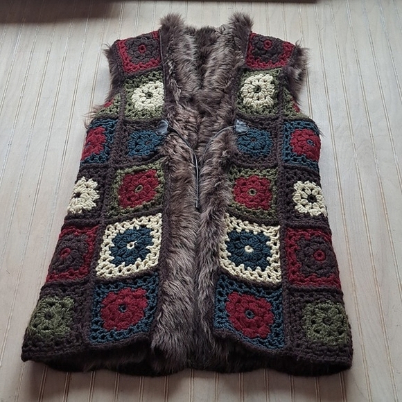 Crochet Pattern Granny Square Reversible Fur Patchwork Long Heavy Cardigan Coat - Picture 1 of 15